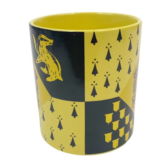 Harry Potter Coffee Mug Hufflepuff Ceramic Wizarding World 14 oz Warner Bros - Picture 3 of 10